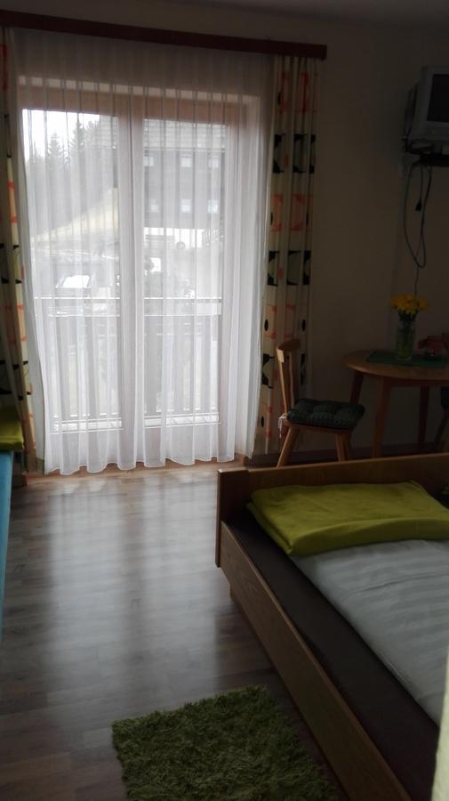 Pension Barzaunerhof Fresach المظهر الخارجي الصورة